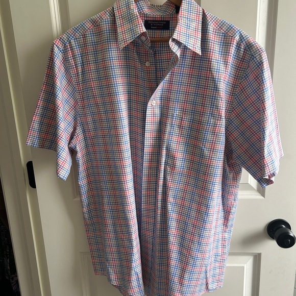 EUC like new Roundtree and YorkeTravel Smart size L Men's Multicolor Plaid Shirt - Picture 2 of 7